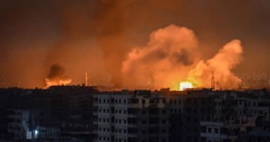 "سانا": الدفاعات الجوية السورية تصدت لهجوم إسرائيلي في سماء مدينة حمص